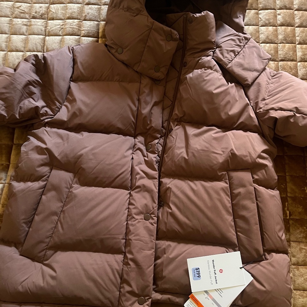 Lululemon Wunderpuff NWT brown size 8